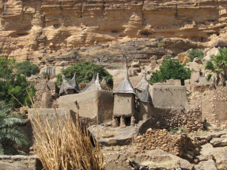 04 Village